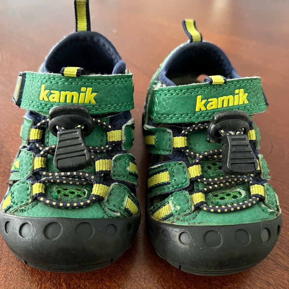 Kamik strap sandals